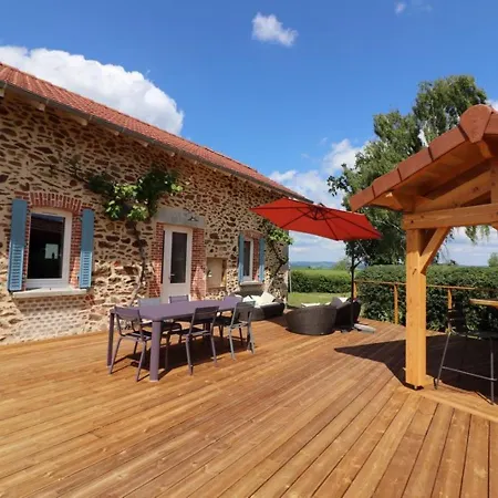 Maison De Caractere Renovee Avec Privatif A La Ferme, Proche Et Du Tolerme - Fr-1-742-135 * Maurs